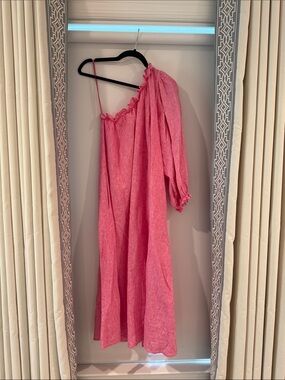 Pink One-Shoulder Maxi Dress
